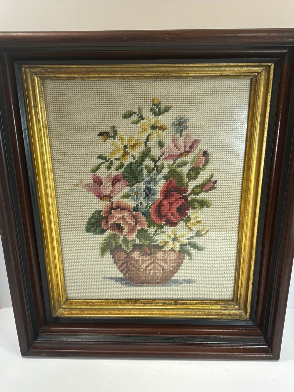 Vintage 19x15” Framed Needlepoint Floral Flower Bouquet Wall Picture Gold Ornate